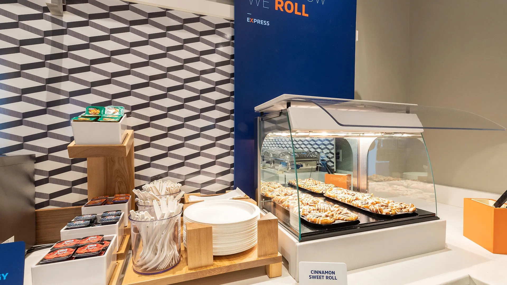 Holiday Inn Express Toronto East, An Ihg Hotel