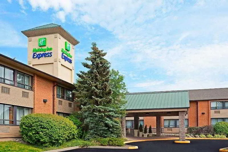 Holiday Inn Express Toronto East, An Ihg Hotel