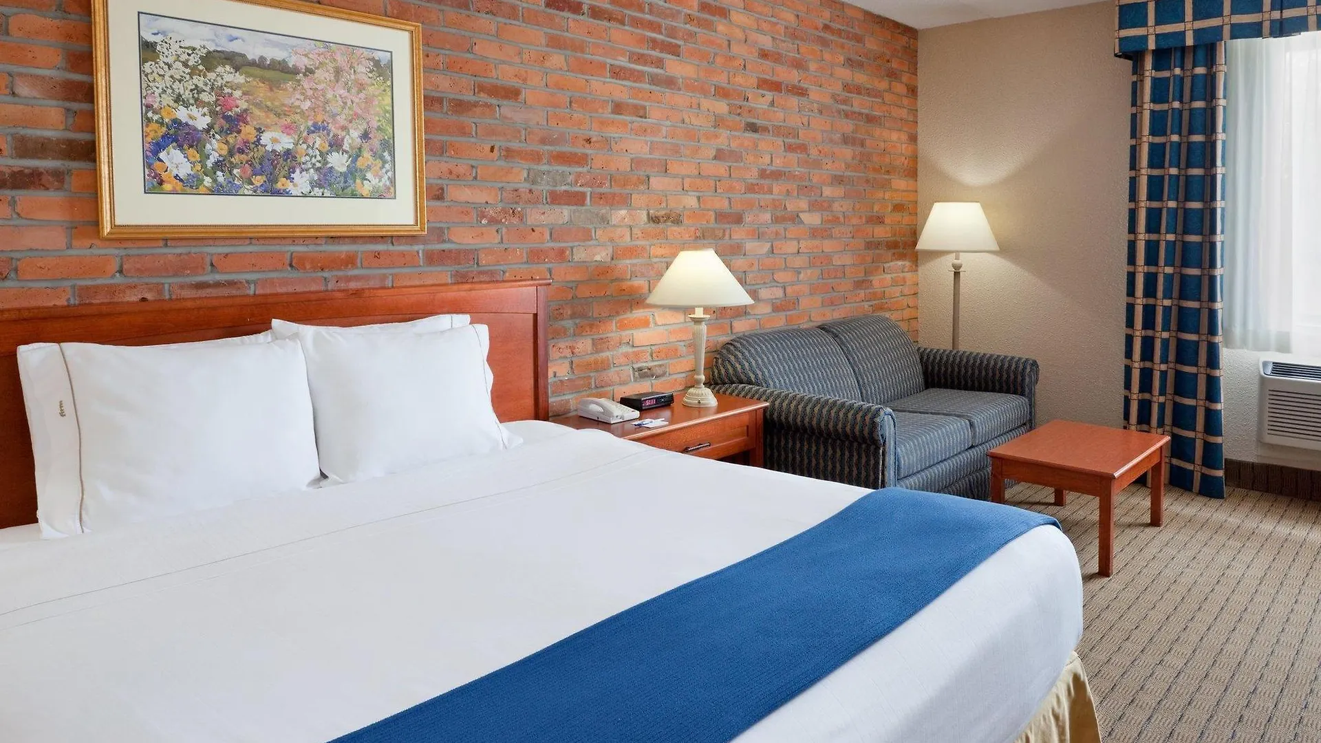 Holiday Inn Express Toronto East, An Ihg Hotel