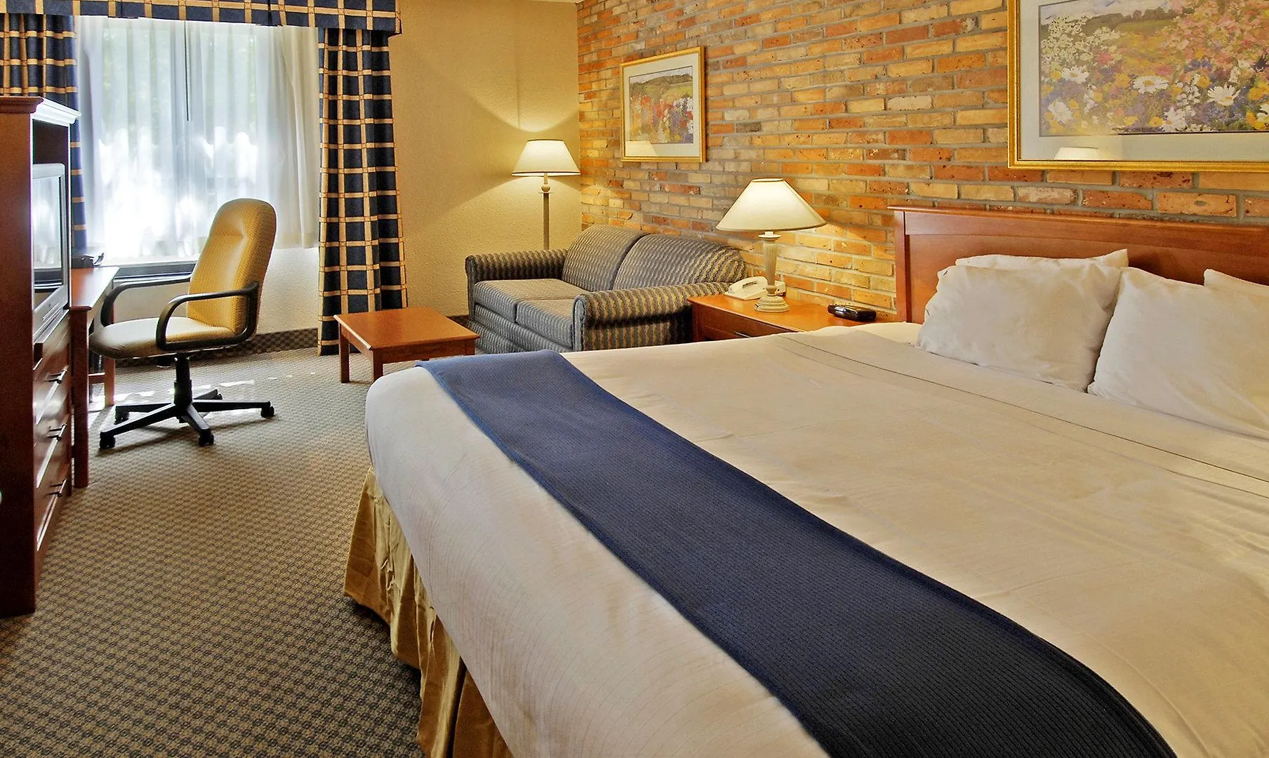 Holiday Inn Express Toronto East, An Ihg Hotel