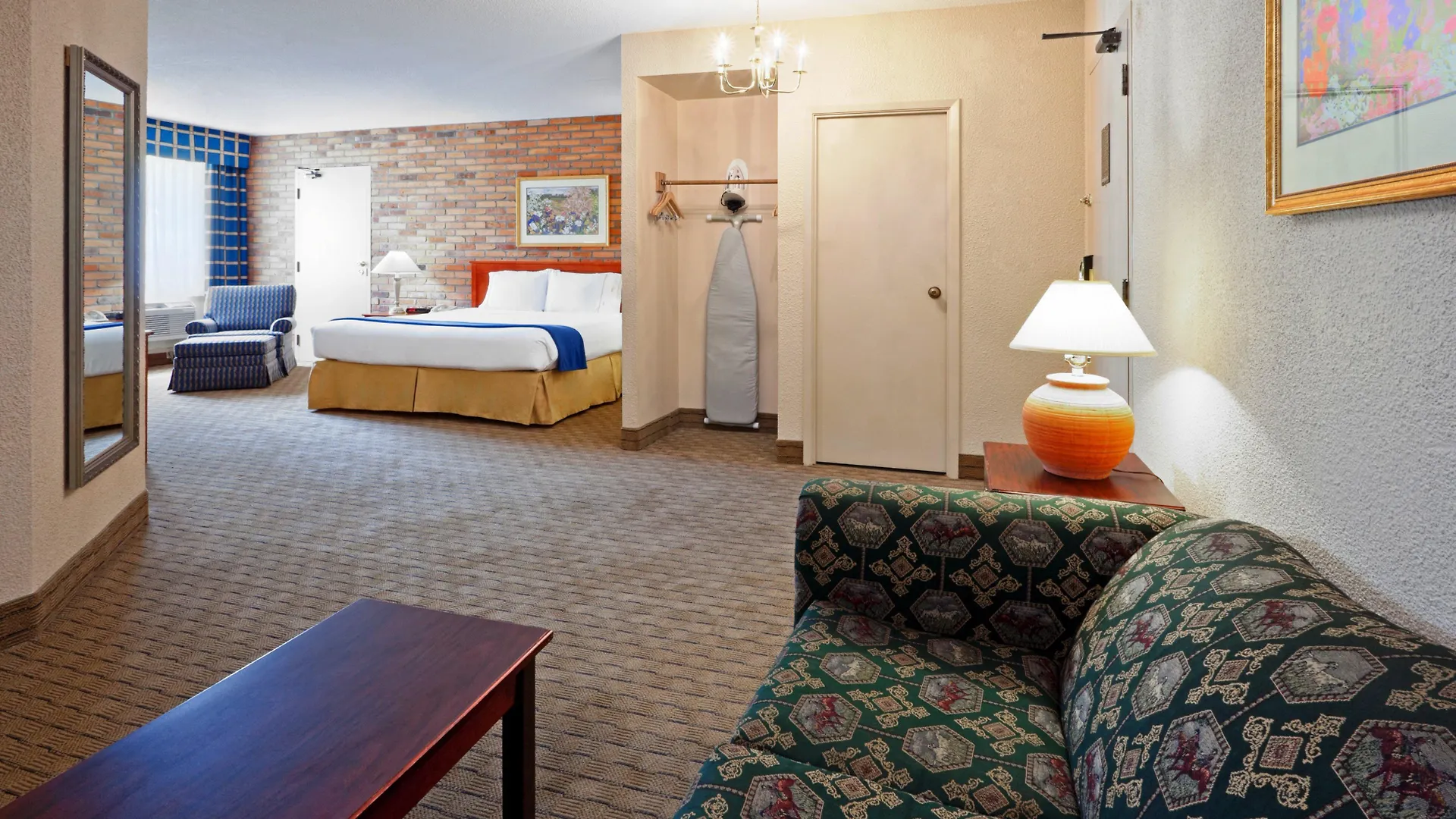 Holiday Inn Express Toronto East, An Ihg Hotel
