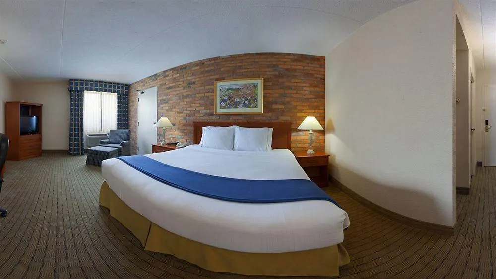 Holiday Inn Express Toronto East, An Ihg Hotel
